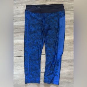 Women’s medium under armour Capri length